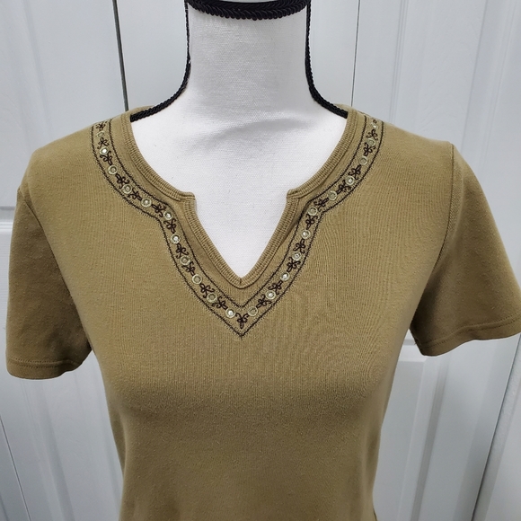 Urban Works Cropped Olive Top, Size Small - Picture 2 of 6